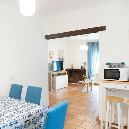 Angy Relax Mare Aeroporto Apartment *